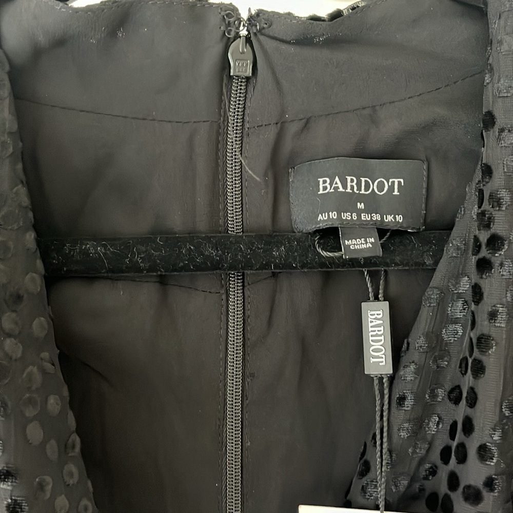 GORGEOUS‎ Bardot Bree Mini Dress Metallic Black Dot Size Medium NWT - Picture 8 of 11